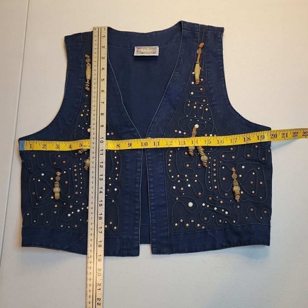 Monique Fashions Denim Jean Boho Vintage Studded Beaded Fringe Vest Western - Picture 10 of 10